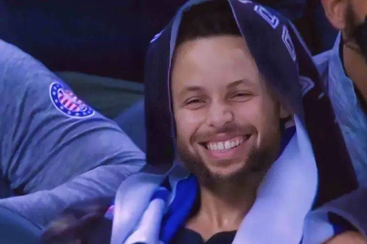 关于库里与30激战篮网分钟,比赛规则变更胜负难料!,Rookie焦点对战观众掌声雷动的信息 关于库里与30激战篮网分钟,比赛规则变更胜负难料!,Rookie焦点对战观众掌声雷动的信息