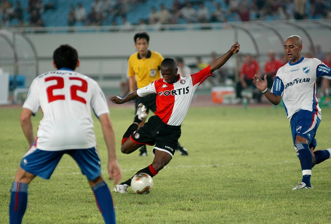 转会期比利亚雷亚尔备战荷甲，强势反弹细节曝光，引发热议，细节决定成败