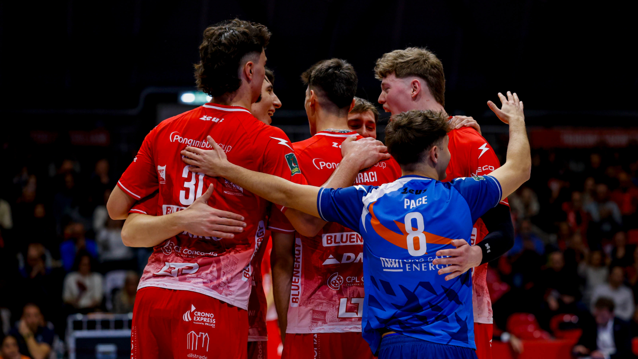 关于多伦多猛龙遗憾出局备战意甲今晚瓦伦西亚备战英超，媒体一致点评：今晚马赛造点机会的信息